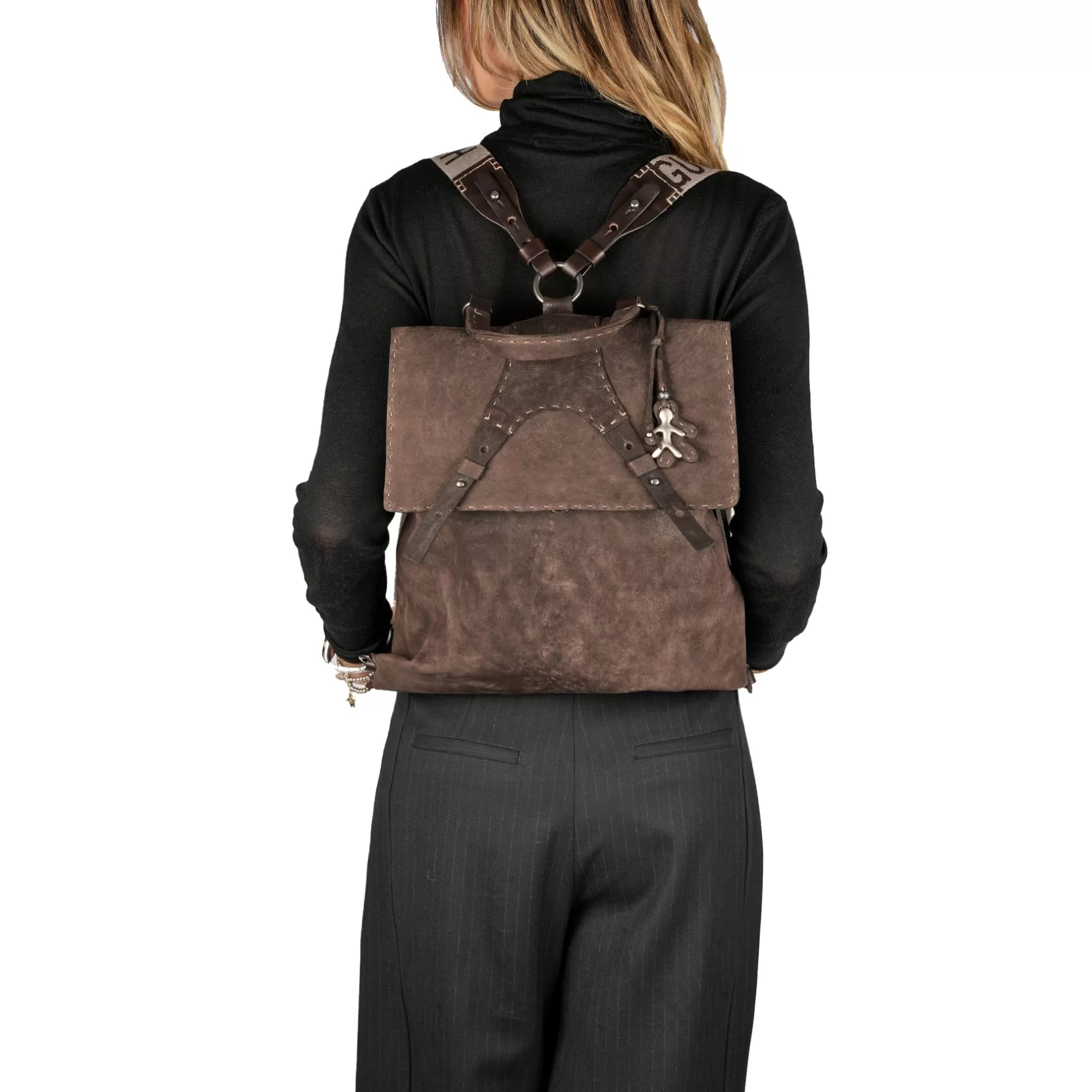 Store Zavorra Backpack Horse M Hb Grattato Dark Brown Bags